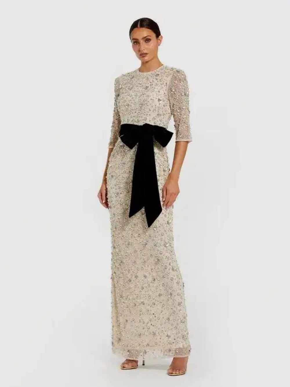 MAC DUGGAL
Ivory Embellished Evening Gown with Velvet Bow
